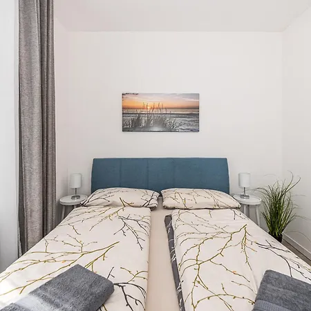 Lv 6-zimmer-apartment, 177 Qm, Balkon, Hbf Daire *